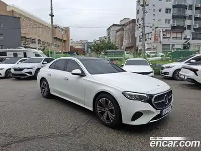 Mercedes-Benz E-Class 2024 2.0 гидро в Москве № 160225, миниатюра 3