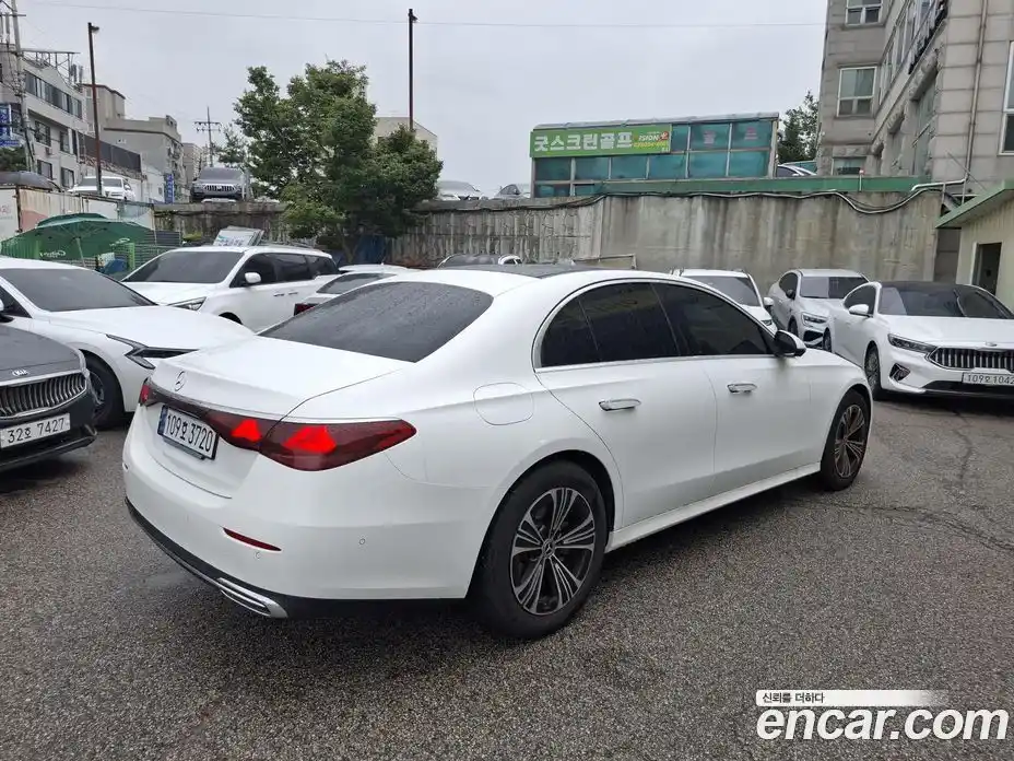 Mercedes-Benz E-Class 2024 2.0 гидро в Москве № 160225, фото 4
