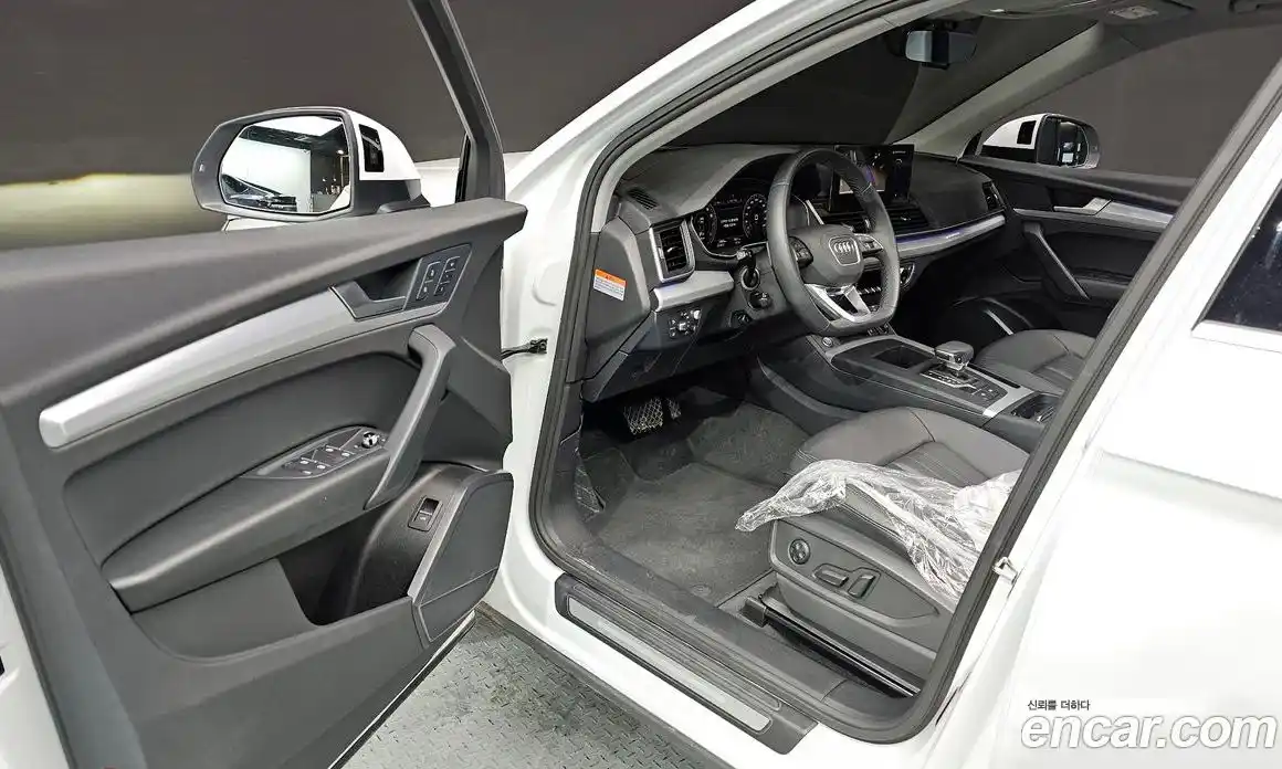 Audi Q5 2024 2.0 гидро в Москве № 162337, фото 10