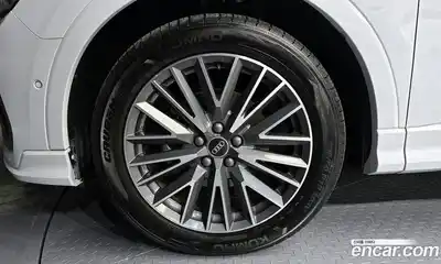 Audi Q3 2022 2.0 гидро в Москве № 162846, миниатюра 5