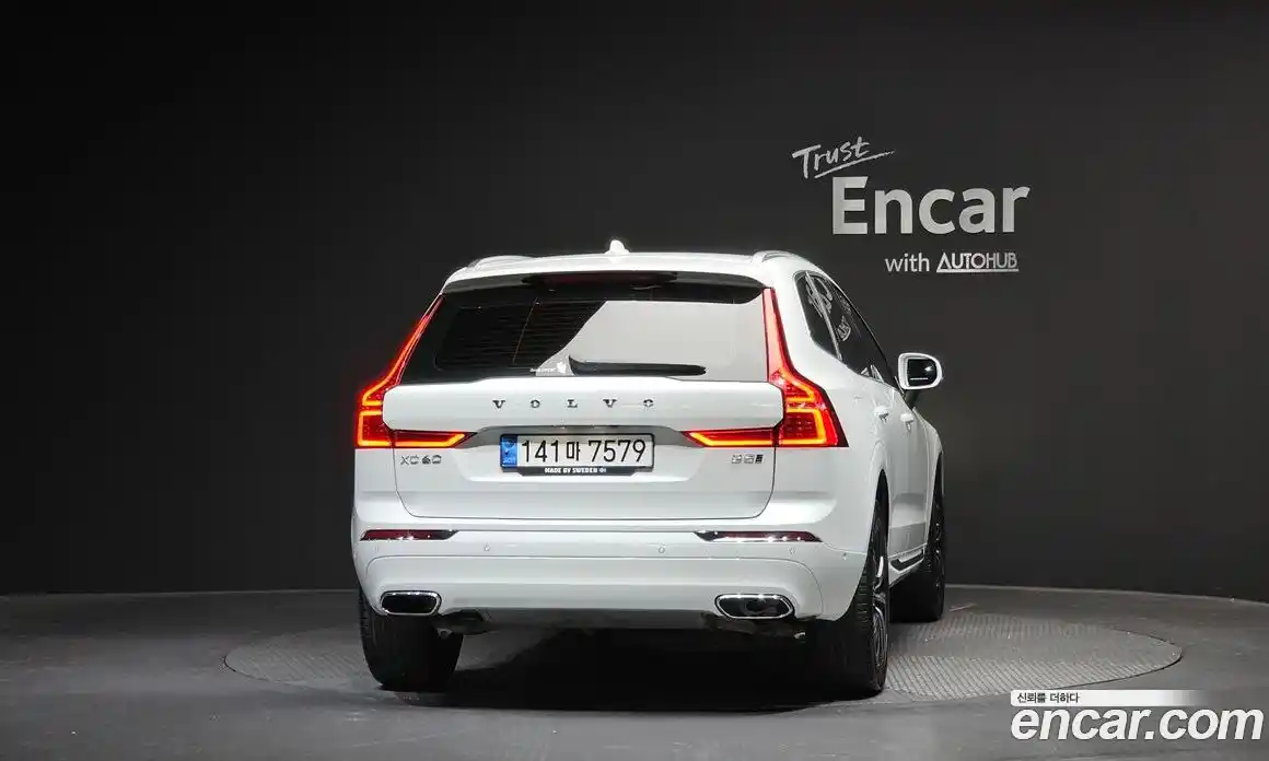 Volvo XC60 2021 2.0 гидро в Москве № 164296, фото 4