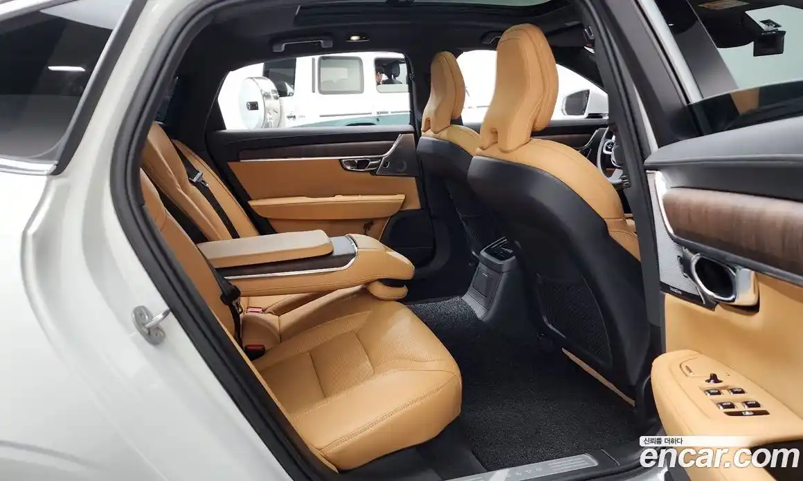 Volvo S90 2025 2.0 гидро в Москве № 164306, фото 12