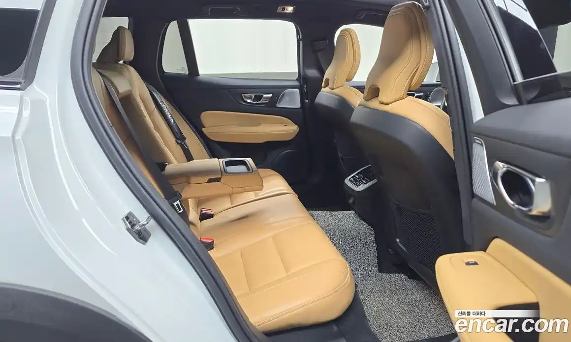 Volvo V60 2021 2.0 гидро в Москве № 164579, фото 12