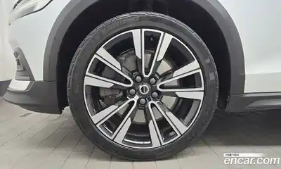 Volvo V60 2021 2.0 гидро в Москве № 164579, миниатюра 5