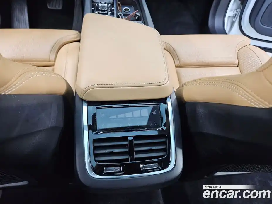 Volvo XC60 2019 2.0 гидро в Москве № 164600, фото 12