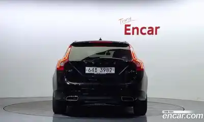 Volvo V60 2016 2.0 гидро в Москве № 164620, миниатюра 4