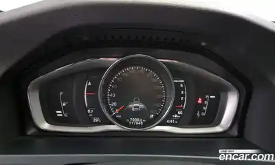 Volvo V60 2016 2.0 гидро в Москве № 164620, миниатюра 8