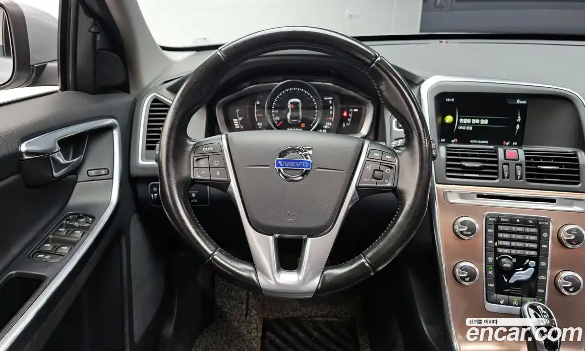 Volvo XC60 2016 2.0 гидро в Москве № 164679, фото 13