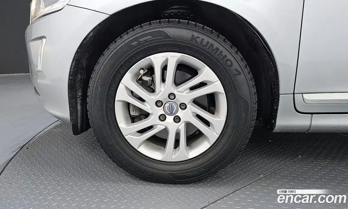 Volvo XC60 2016 2.0 гидро в Москве № 164679, фото 5
