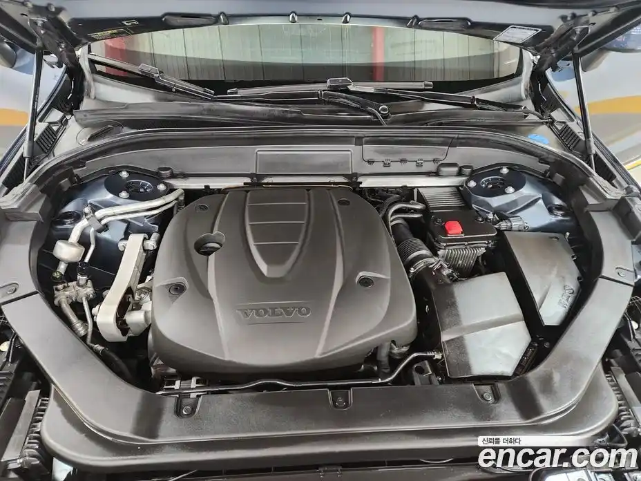 Volvo XC60 2020 2.0 гидро в Москве № 164697, фото 6