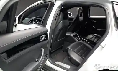 Porsche Panamera 2018 3.0 гидро в Москве № 165672, миниатюра 12