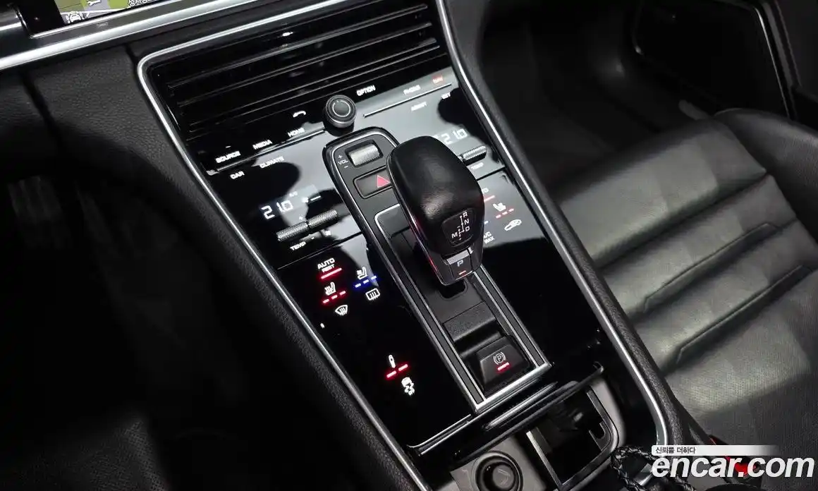 Porsche Panamera 2018 3.0 гидро в Москве № 165672, фото 9