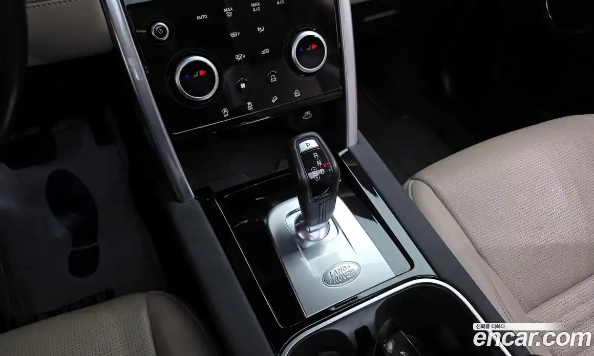 Land Rover Discovery Sport 2022 2.0 гидро в Москве № 166135, фото 9