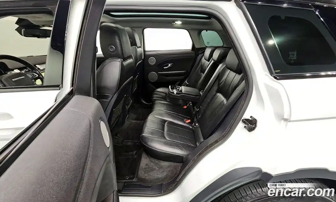 Land Rover Range-Rover Evoque 2017 2.0 гидро в Москве № 166146, фото 11