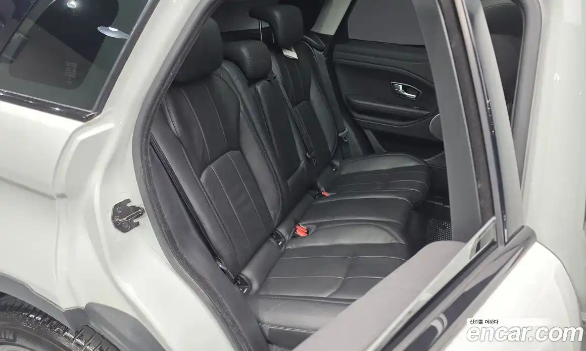 Land Rover Range-Rover Evoque 2018 2.0 гидро в Москве № 166277, фото 12
