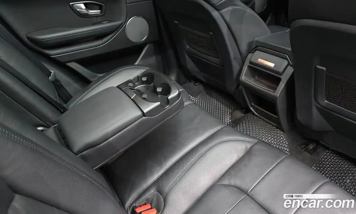 Land Rover Range-Rover Evoque 2018 2.0 гидро в Москве № 166277, фото 19