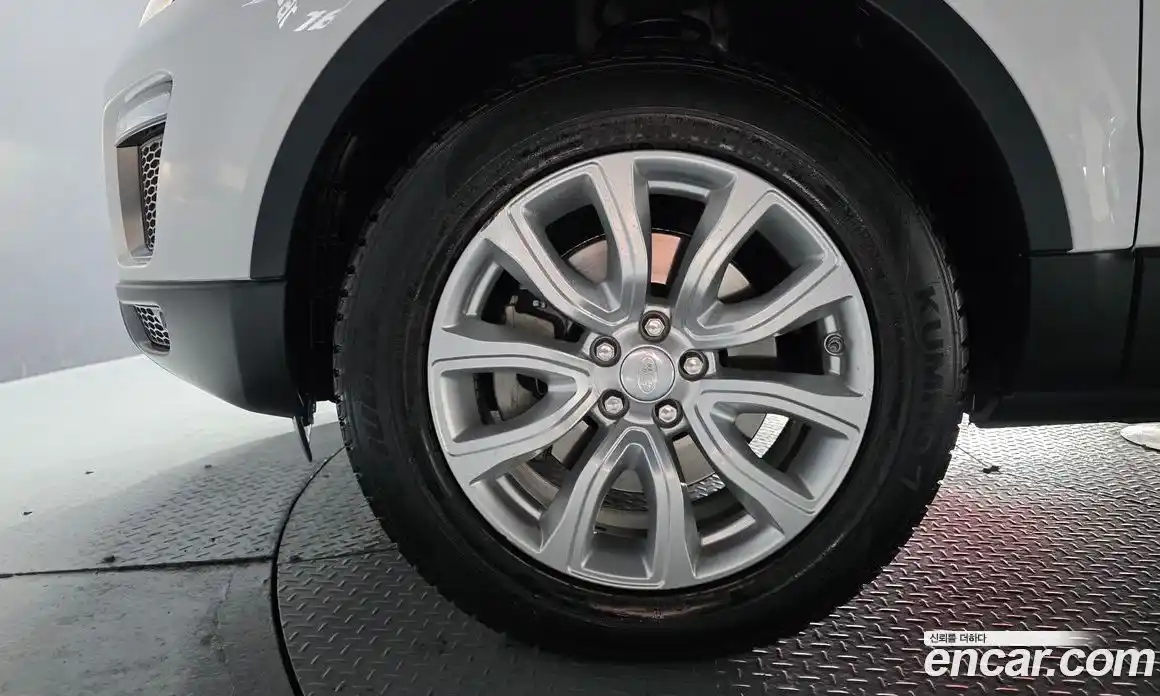 Land Rover Range-Rover Evoque 2018 2.0 гидро в Москве № 166277, фото 5