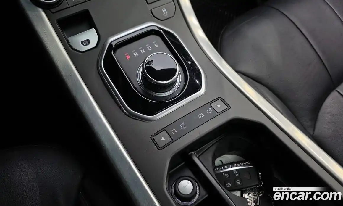 Land Rover Range-Rover Evoque 2018 2.0 гидро в Москве № 166277, фото 9