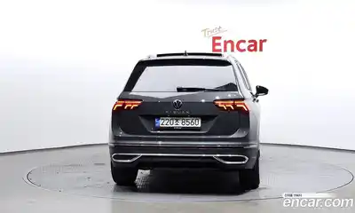 Volkswagen Tiguan 2023 2.0 гидро в Москве № 168634, миниатюра 4