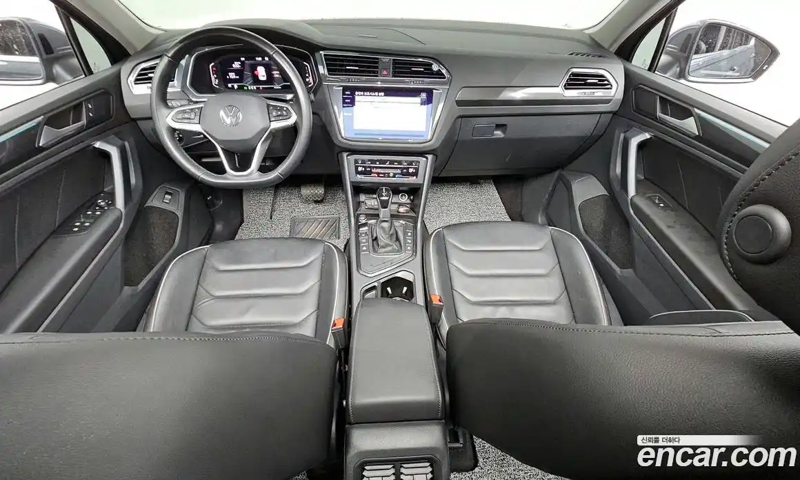 Volkswagen Tiguan 2023 2.0 гидро в Москве № 168634, фото 7