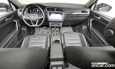 Volkswagen Tiguan 2023 2.0 гидро в Москве № 168634, миниатюра 7