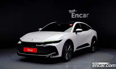 Toyota Crown, 2023