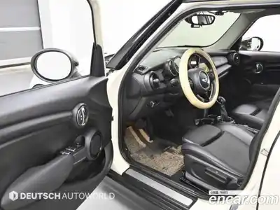 Mini Cooper 2015 1.5 гидро в Москве № 190642, миниатюра 11