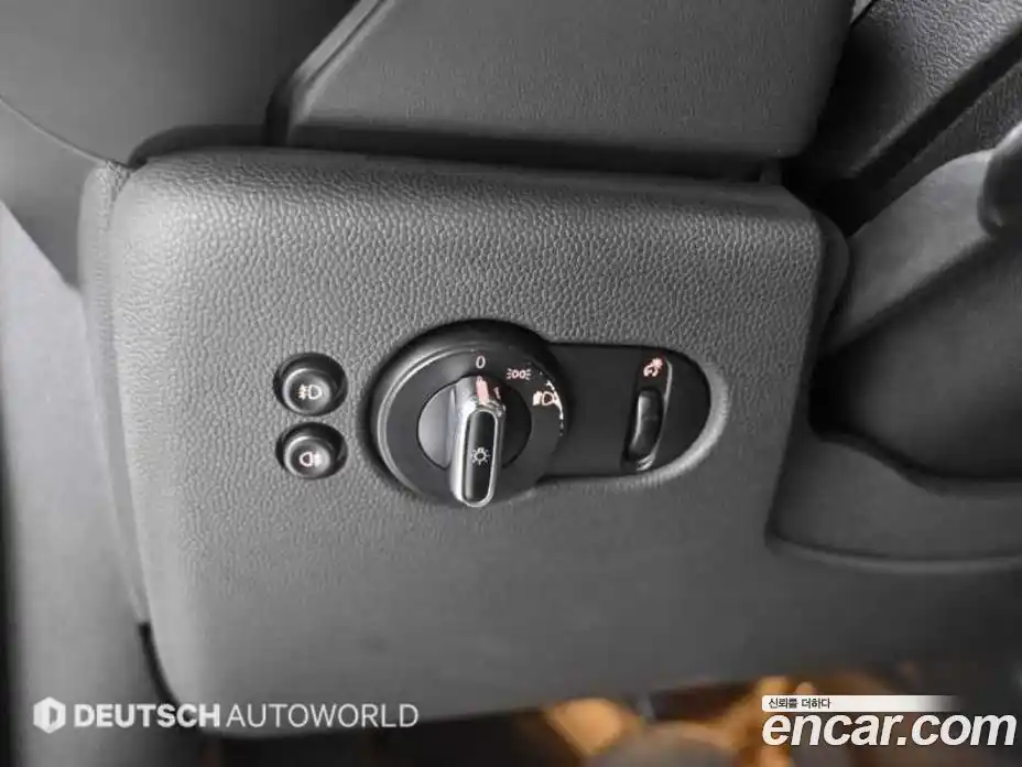 Mini Cooper 2015 1.5 гидро в Москве № 190642, фото 15