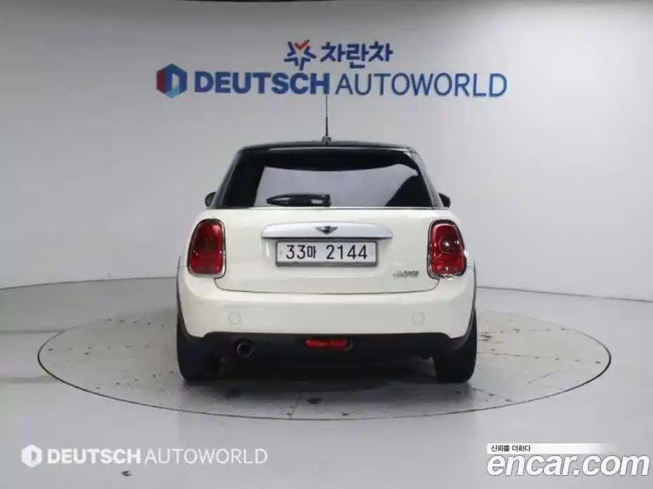 Mini Cooper 2015 1.5 гидро в Москве № 190642, фото 4