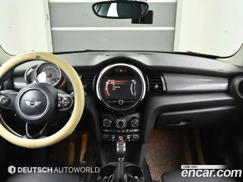 Mini Cooper 2015 1.5 гидро в Москве № 190642, фото 7