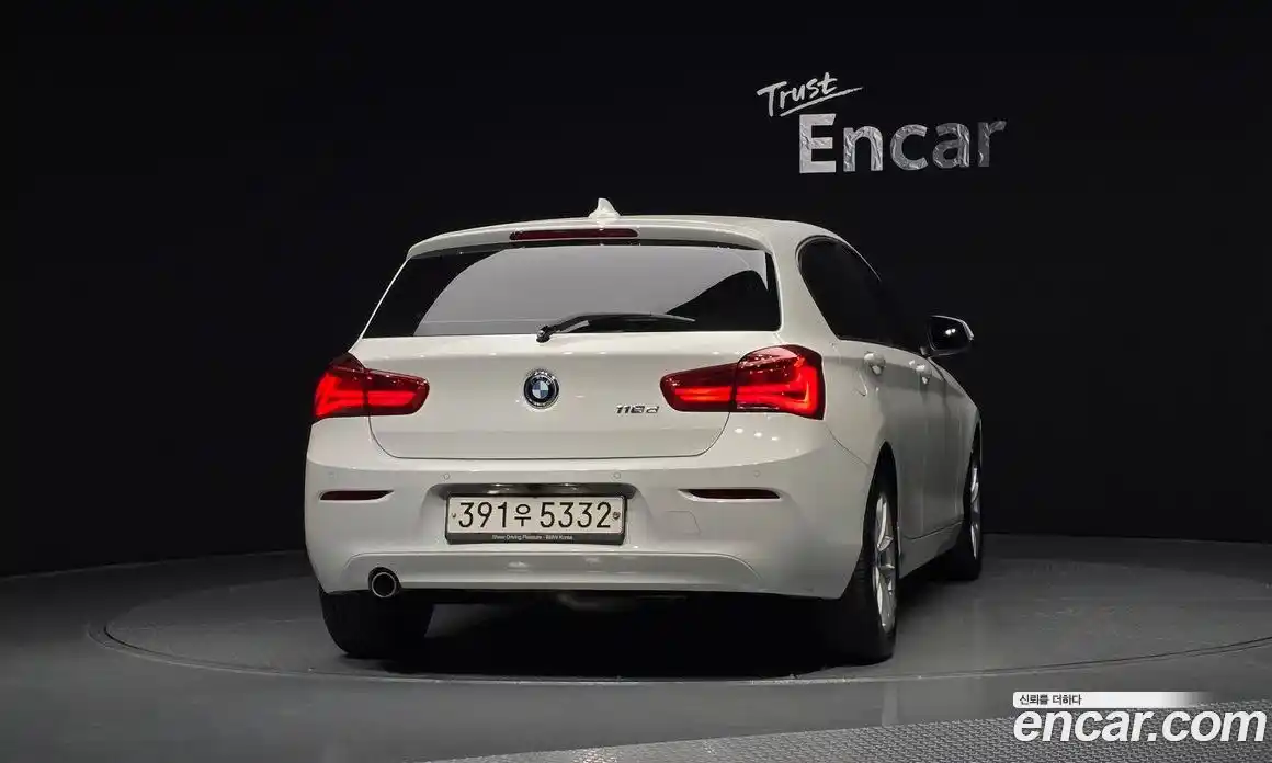 BMW 1-Series 2019 2.0 гидро в Москве № 192417, фото 4