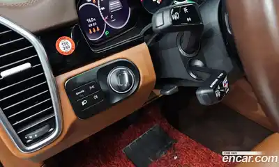 Porsche Cayenne 2023 3.0 гидро в Москве № 197510, миниатюра 12