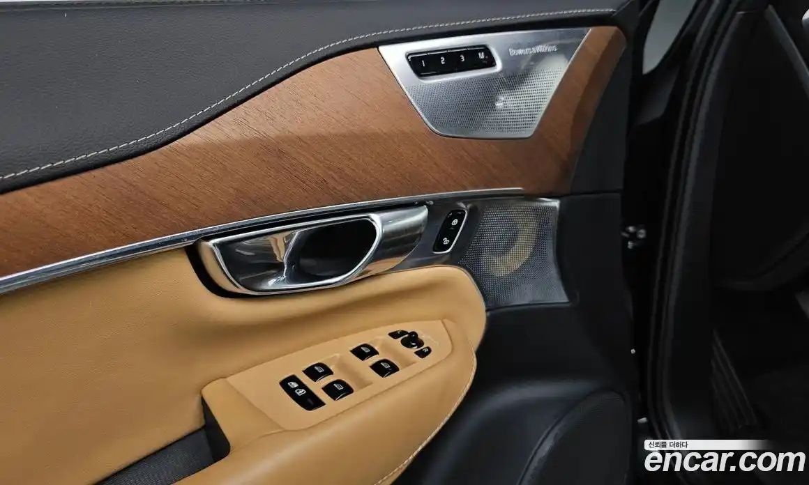Volvo XC90 2020 2.0 гидро в Москве № 212900, фото 17