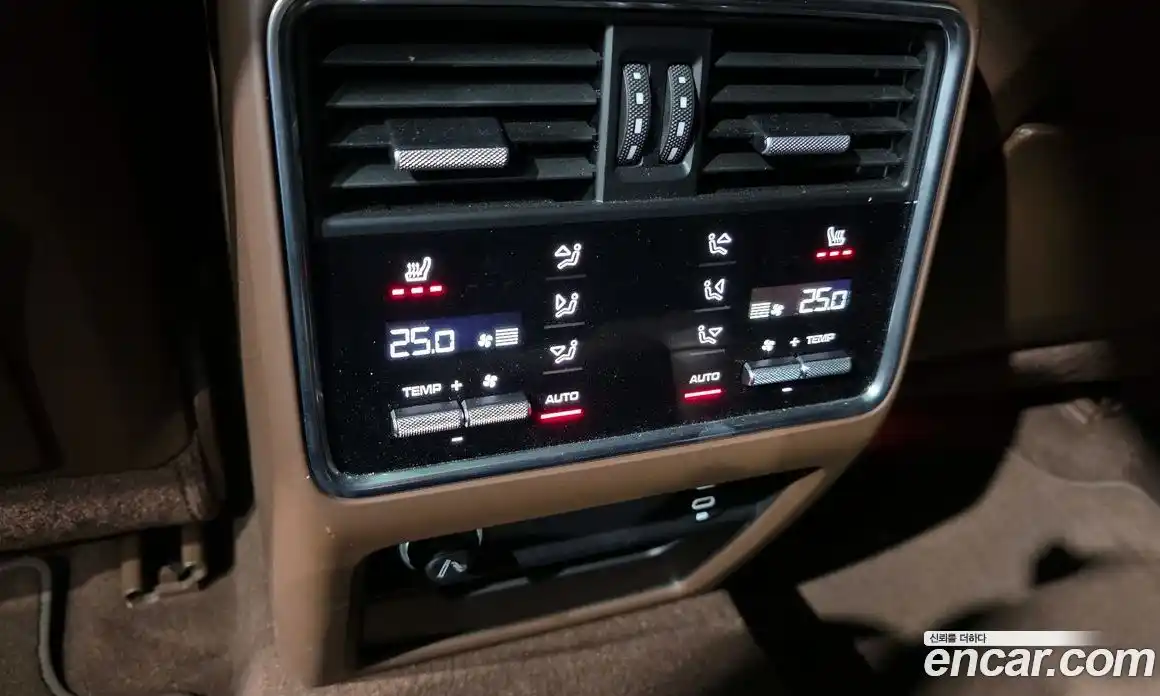 Porsche Cayenne 2021 3.0 гидро в Москве № 213157, фото 17