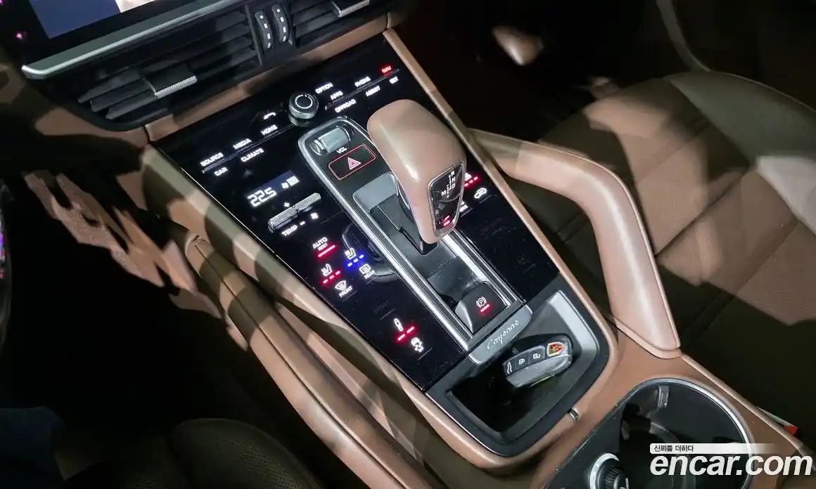 Porsche Cayenne 2021 3.0 гидро в Москве № 213157, фото 9