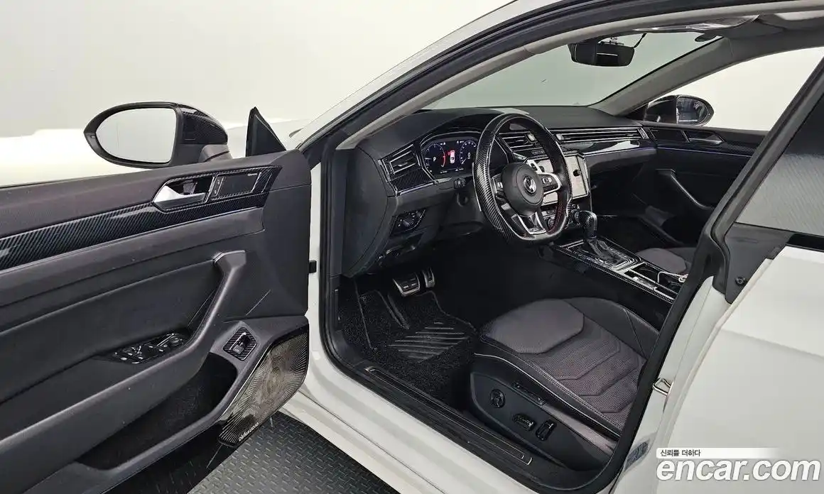 Volkswagen Arteon 2020 2.0 гидро в Москве № 214917, фото 12