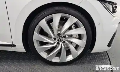 Volkswagen Arteon 2020 2.0 гидро в Москве № 214917, миниатюра 5
