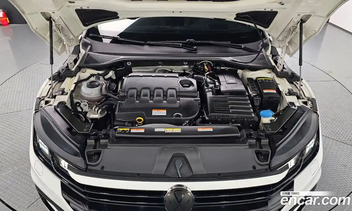 Volkswagen Arteon 2020 2.0 гидро в Москве № 214917, фото 6