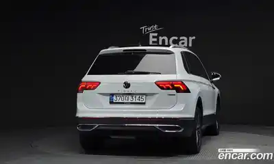 Volkswagen Tiguan 2022 2.0 гидро в Москве № 215088, миниатюра 4