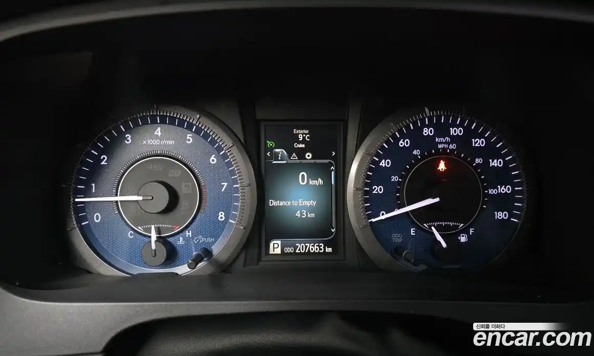 Toyota Sienna 2017 3.5 гидро в Москве № 215551, фото 8