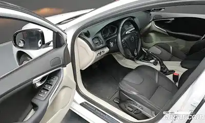 Volvo V40 2014 1.6 гидро в Москве № 230591, миниатюра 12