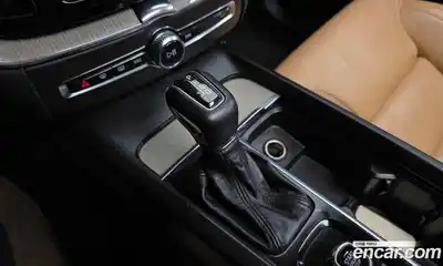 Volvo XC60 2018 2.0 гидро в Москве № 230608, миниатюра 9