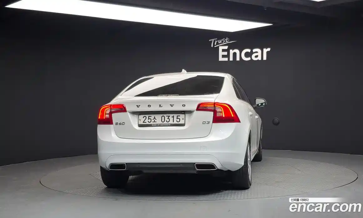 Volvo S60 2016 2.0 гидро в Москве № 230678, фото 4