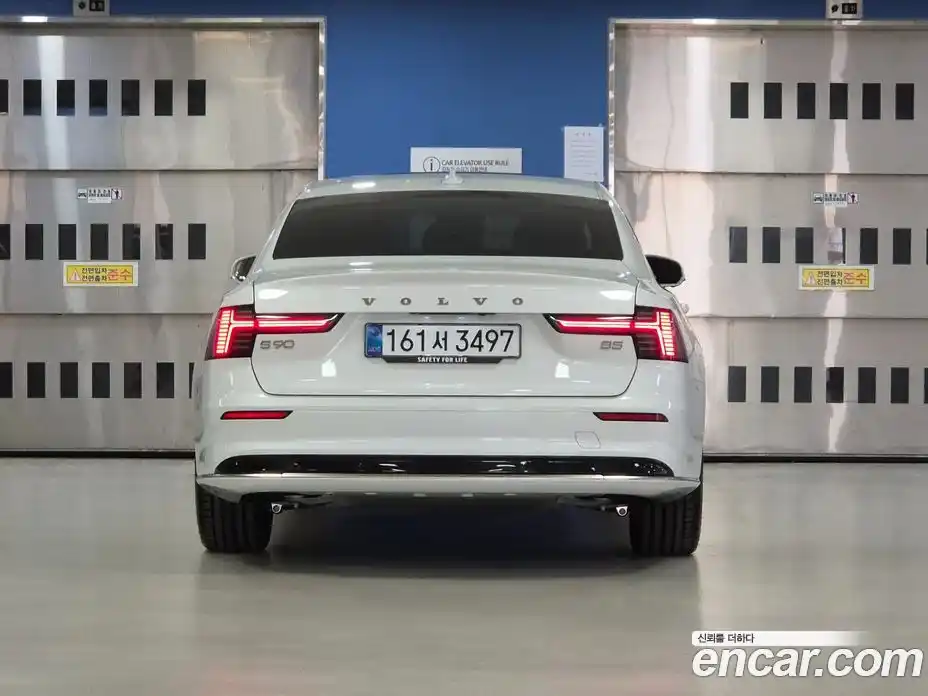 Volvo S90 2025 2.0 гидро в Москве № 230699, фото 3