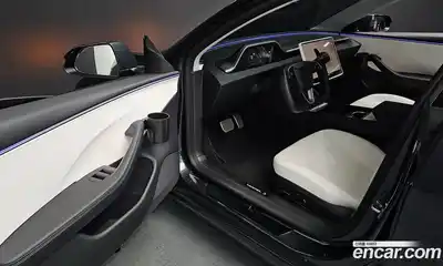 Tesla Model 3 2025 0.2 гидро в Москве № 231511, миниатюра 11