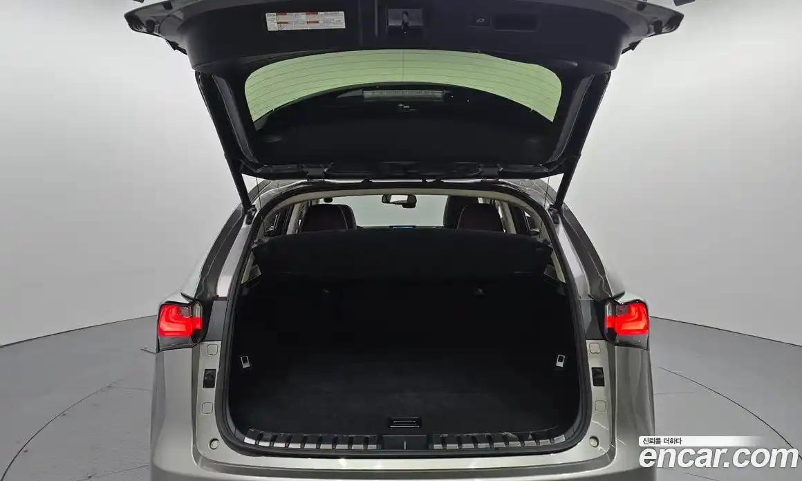 Lexus NX 2014 2.5 гидро в Москве № 232010, фото 20