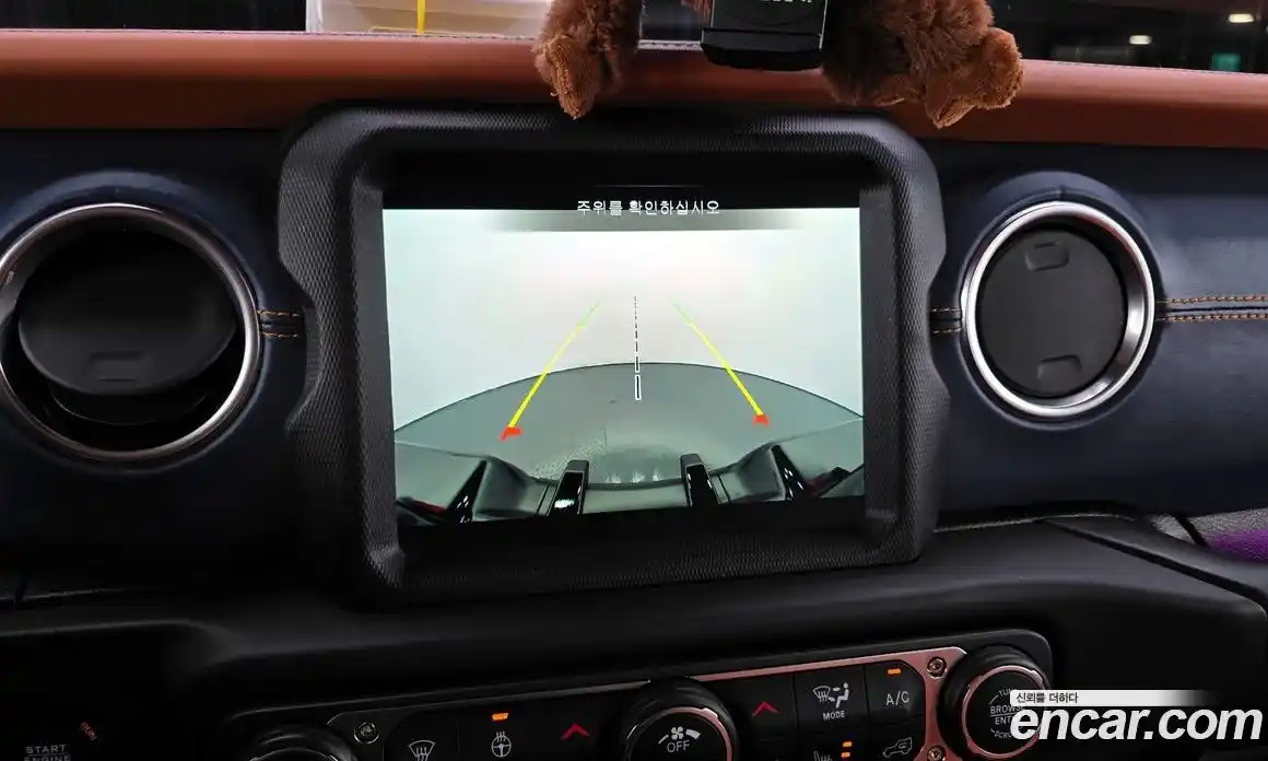 Jeep Wrangler 2019 2.0 гидро в Москве № 232336, фото 15