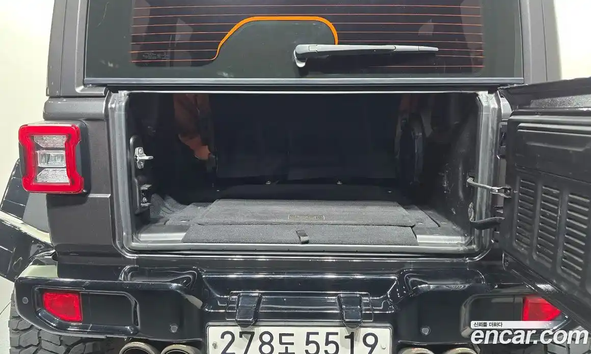 Jeep Wrangler 2019 2.0 гидро в Москве № 232336, фото 20