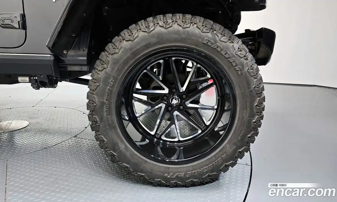 Jeep Wrangler 2019 2.0 гидро в Москве № 232336, фото 5