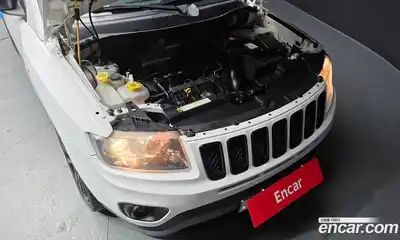 Jeep Compass 2013 2.4 гидро в Москве № 232559, миниатюра 6